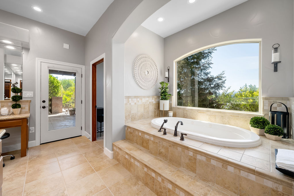 The Ranchhouse interior, view 34