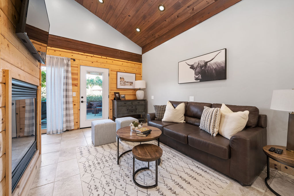 The Ranchhouse interior, view 58