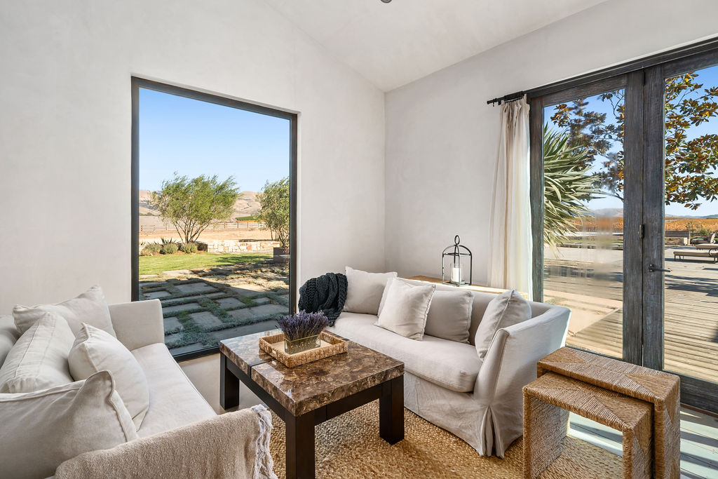 The Vineyard House interior, view 42