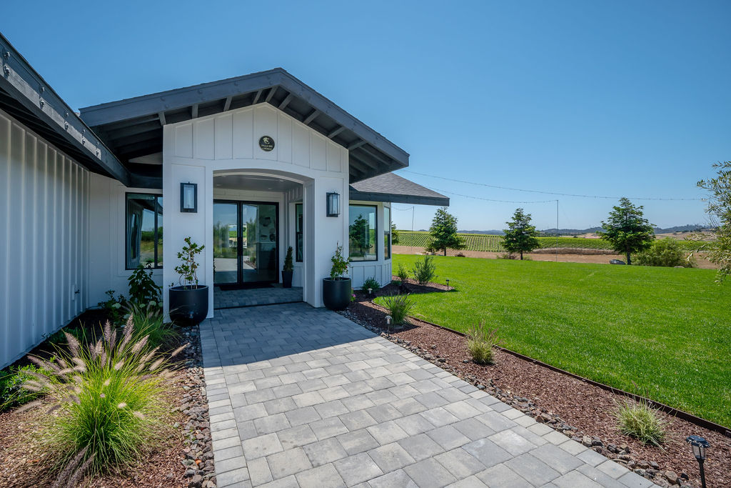 The Villa exterior, view 13